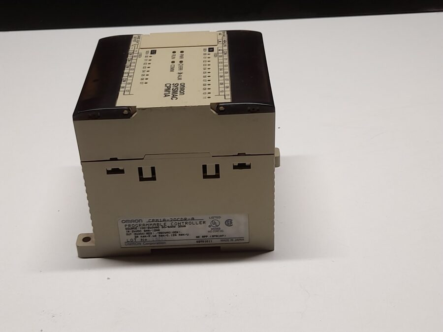 Omron SYSMAC CPM1A-40CDR-D