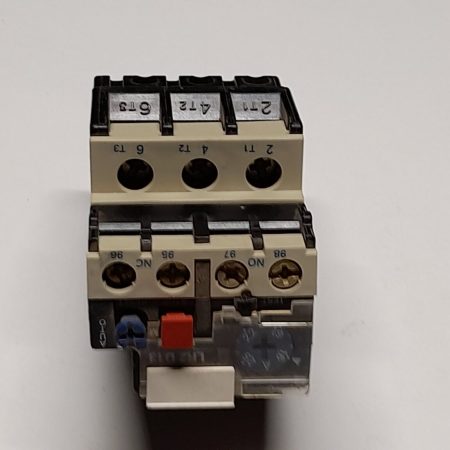 3e2b24_0f481fdc7244420a9508e7e7d88345a0mv2