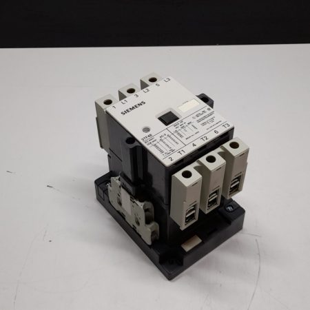 3e2b24_669451be1ce240cab33b9ee540c736a8mv2