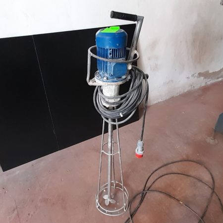 3e2b24_ef2ec3d8d27e40349261bf691ac67a2dmv2